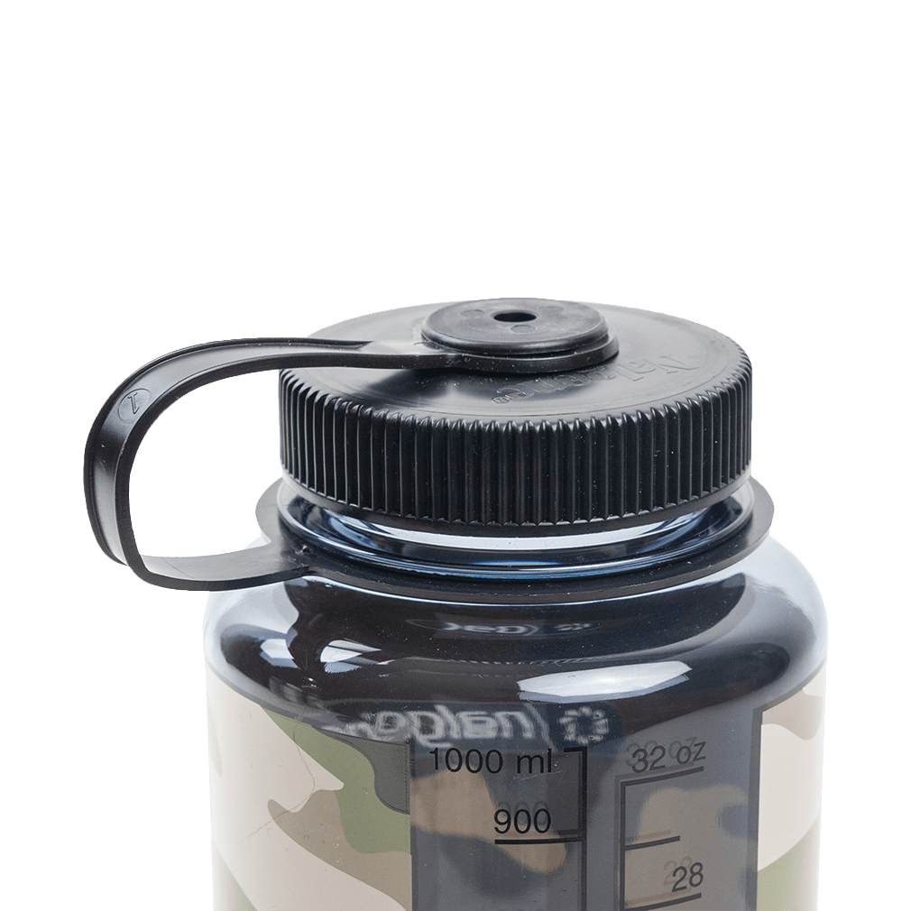 Nalgene product detail: 32oz Wide Mouth Camo Print Bottles L6 — 32oz Wide Mouth Camo Print Bottles
