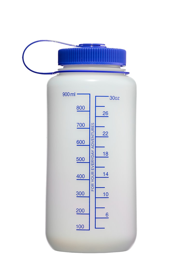 Nalgene product detail: 32oz Wide Mouth Ultralite Bottle X8 — 32oz Wide Mouth Ultralite Bottle