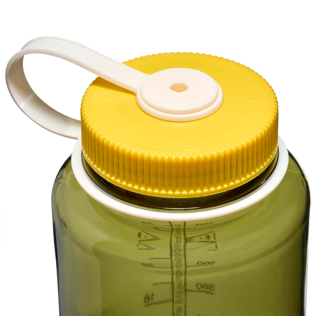 Nalgene product view: 32oz Wide Mouth Thrill & Motion Y9 — 32oz Wide Mouth Thrill & Motion