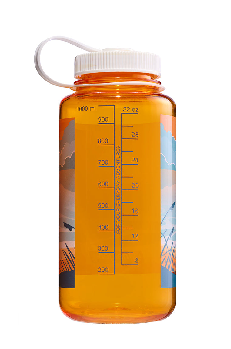 Nalgene product view: 32oz WM Negative Landscape R4 — 32oz WM Negative Landscape